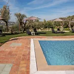 Olive Grove Maisonettes And Apts