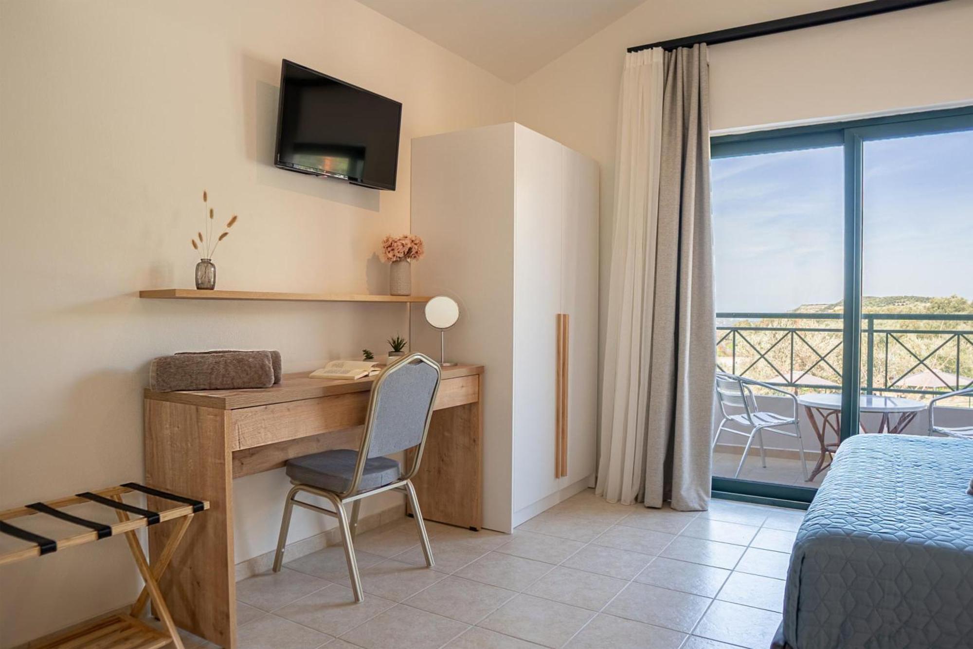 Olive Grove Maisonettes And Apts *